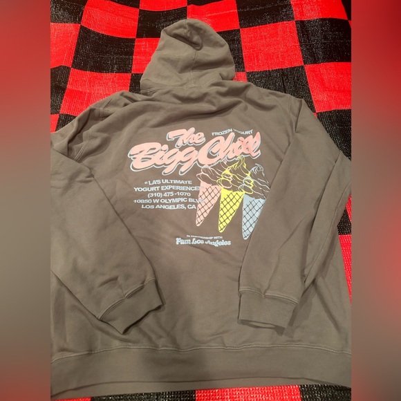 NWT Fam Los Angeles The Big Chill hoodie size XL
Pit to pit: 26”
Length:… - Picture 3 of 5